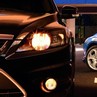 Ford Focus с включеными фарами